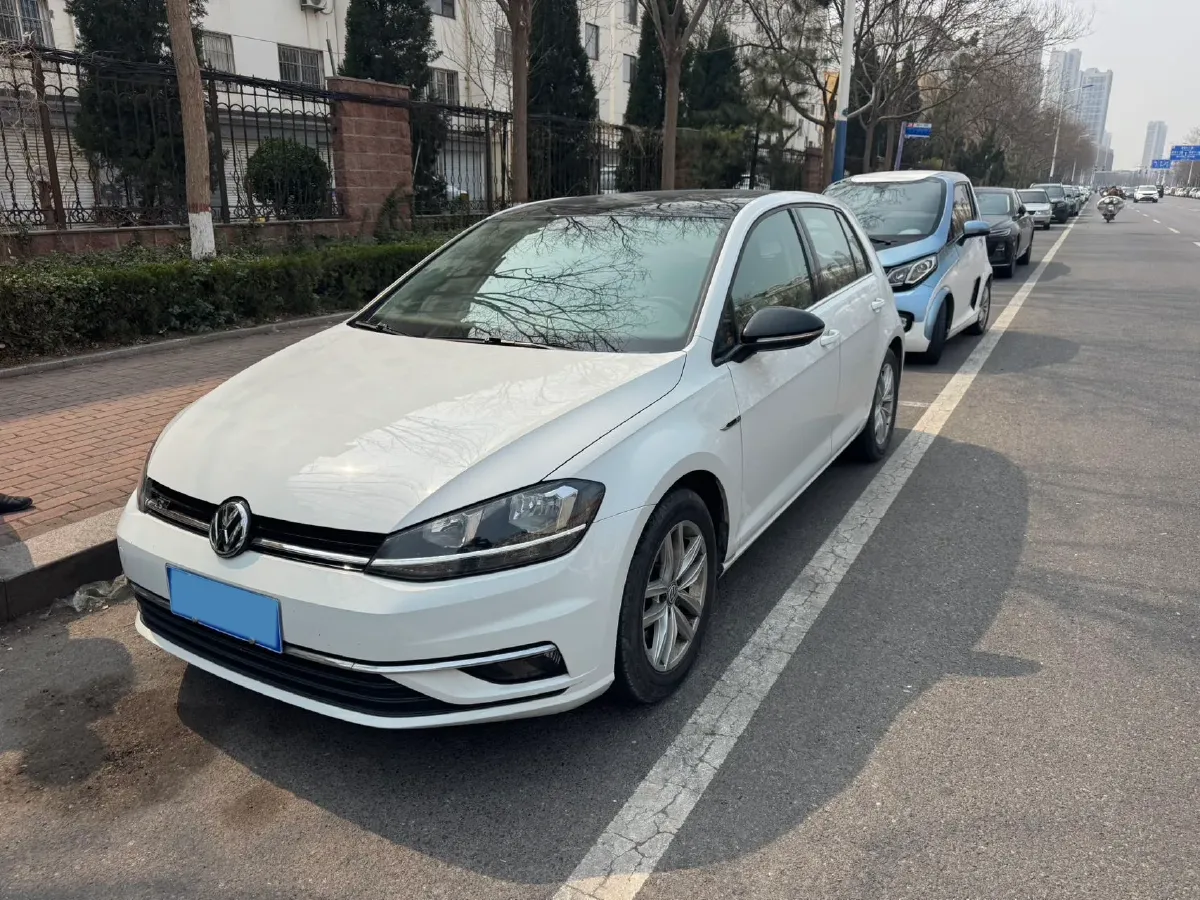 2018 Volkswagen Golf 1.4T 131HP L4 7DCT,autocango,china used car exporter,china ev exporter,chinese used car exporter,chinese used ev exporter