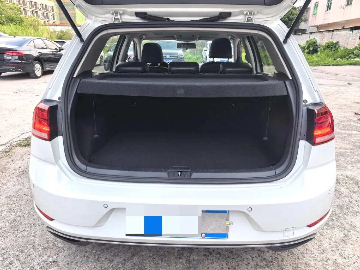 2018 Volkswagen Golf 1.4T 131HP L4 7DCT,autocango,china used car exporter,china ev exporter,chinese used car exporter,chinese used ev exporter