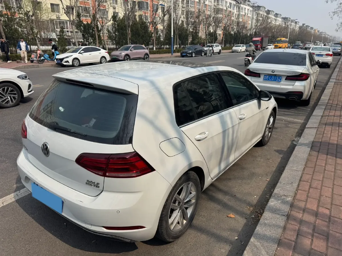 2018 Volkswagen Golf 1.4T 131HP L4 7DCT,autocango,china used car exporter,china ev exporter,chinese used car exporter,chinese used ev exporter