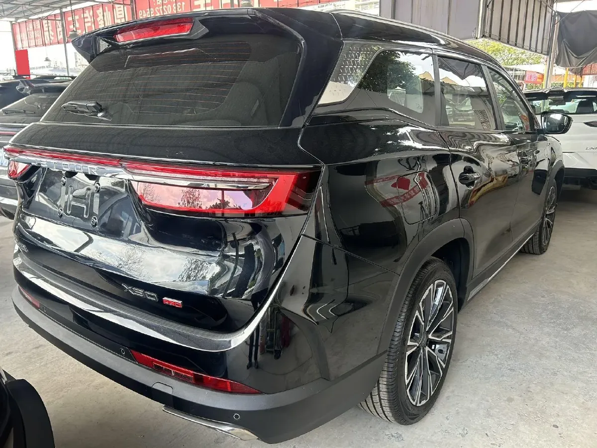 2024 Jetour X90 PRO 2.0T 254HP L4 7DCT,autocango,china used car exporter,china ev exporter,chinese used car exporter,chinese used ev exporter