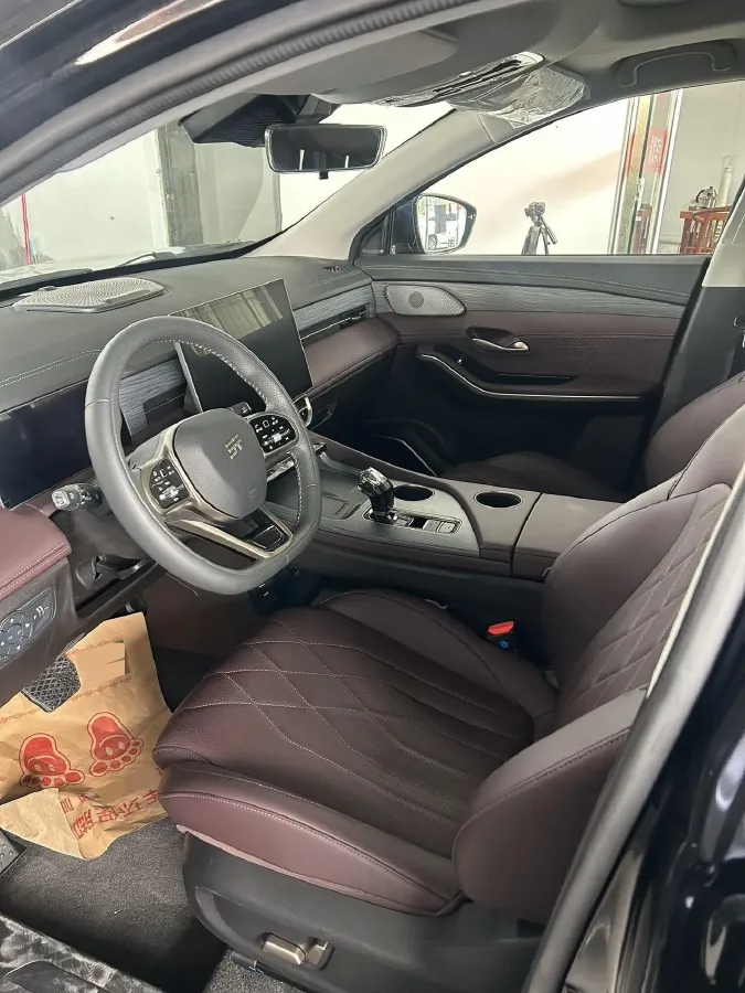 2024 Jetour X90 PRO 2.0T 254HP L4 7DCT,autocango,china used car exporter,china ev exporter,chinese used car exporter,chinese used ev exporter