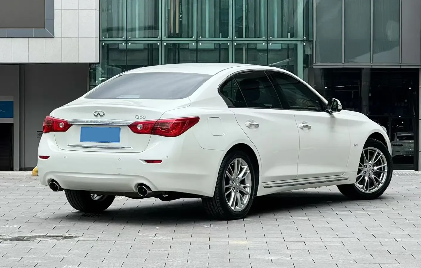 2016 Infiniti Q50L 2.0T 211HP L4 7AT,autocango,china used car exporter,china ev exporter,chinese used car exporter,chinese used ev exporter