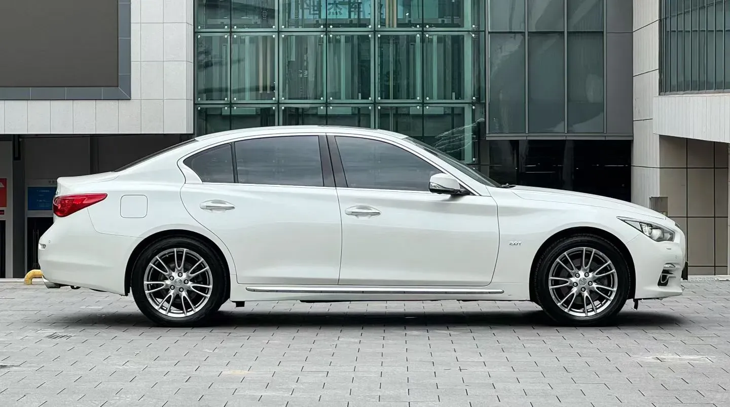 2016 Infiniti Q50L 2.0T 211HP L4 7AT,autocango,china used car exporter,china ev exporter,chinese used car exporter,chinese used ev exporter