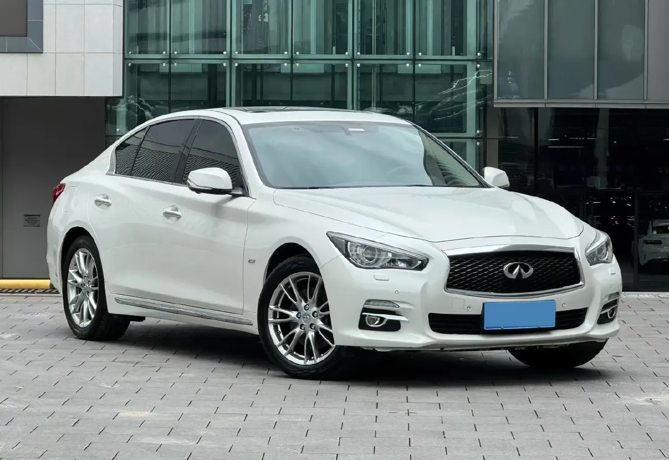 2016 Infiniti Q50L 2.0T 211HP L4 7AT,autocango,china used car exporter,china ev exporter,chinese used car exporter,chinese used ev exporter