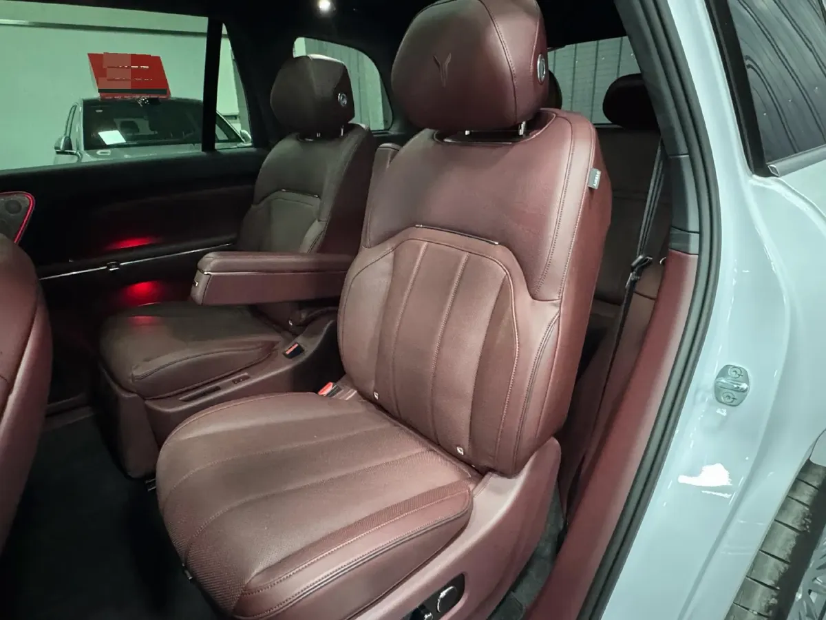 2026 Voyah 9L 1.5T 150HP L4 PHEV,autocango,china used car exporter,china ev exporter,chinese used car exporter,chinese used ev exporter