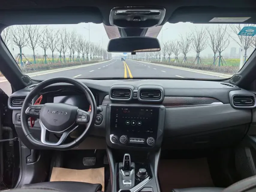 2019 MAXUS T60 2.0T 218HP L4 6AT,autocango,china used car exporter,china ev exporter,chinese used car exporter,chinese used ev exporter