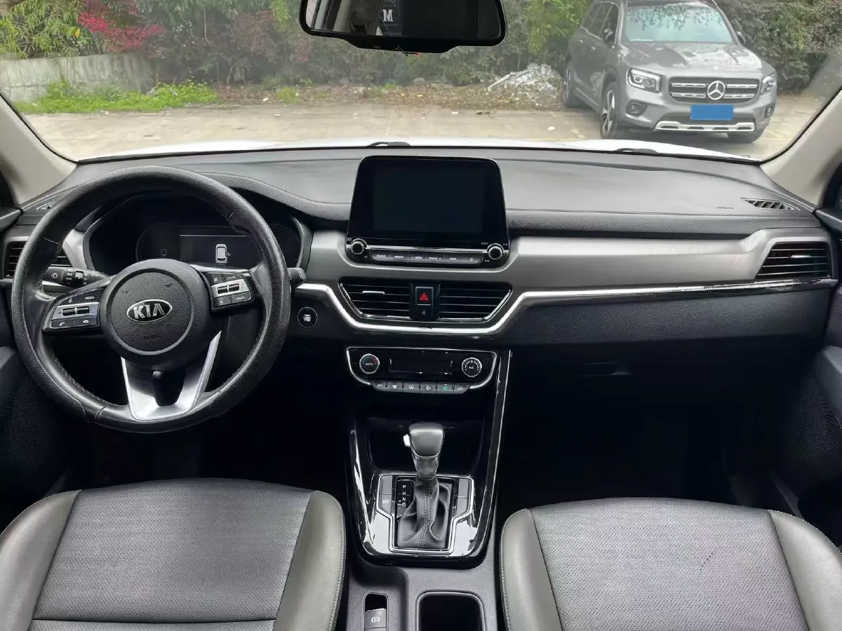 2018 Kia Sportage R 2.0L 160HP L4 6AT,autocango,china used car exporter,china ev exporter,chinese used car exporter,chinese used ev exporter