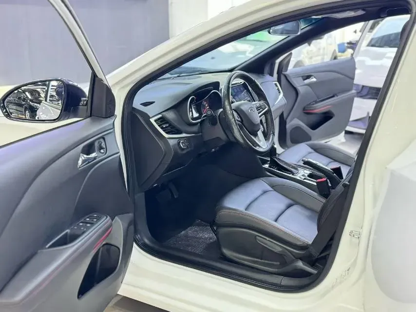 2020 Chevrolet Monza 1.3T 163HP L3 6AT,autocango,china used car exporter,china ev exporter,chinese used car exporter,chinese used ev exporter