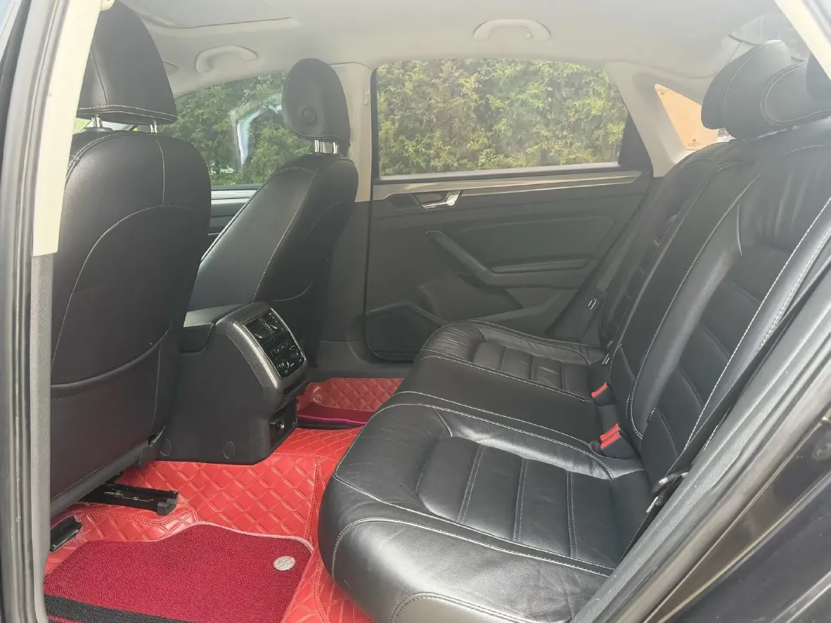 2017 Volkswagen Passat 1.8T 180HP L4 7DCT,autocango,china used car exporter,china ev exporter,chinese used car exporter,chinese used ev exporter