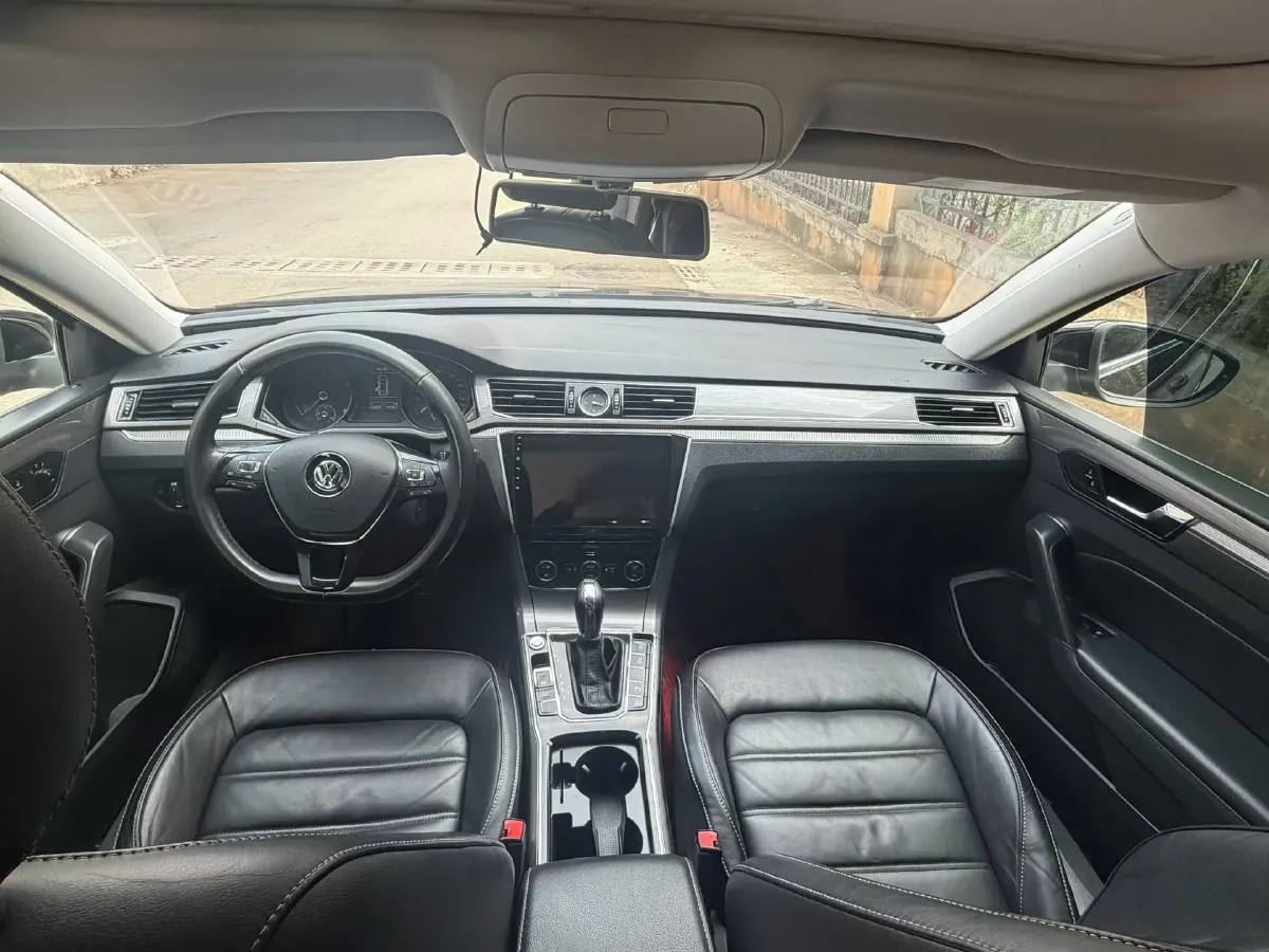 2017 Volkswagen Passat 1.8T 180HP L4 7DCT,autocango,china used car exporter,china ev exporter,chinese used car exporter,chinese used ev exporter