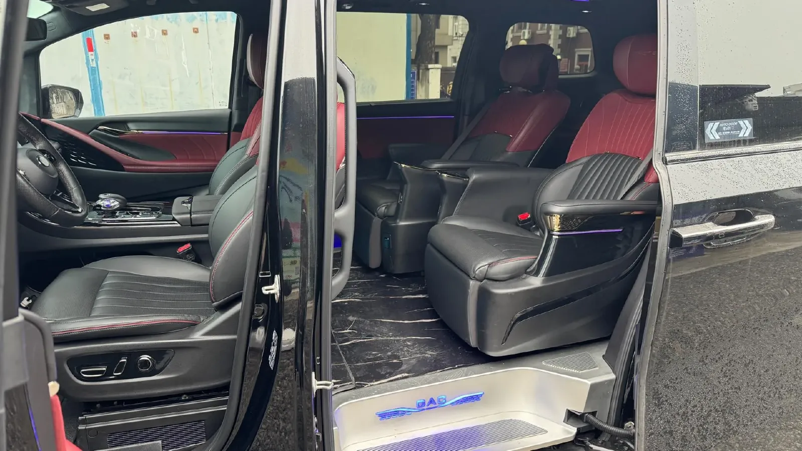 2023 GAC Trumpchi M8 2.0T 252HP L4 8AT,autocango,china used car exporter,china ev exporter,chinese used car exporter,chinese used ev exporter