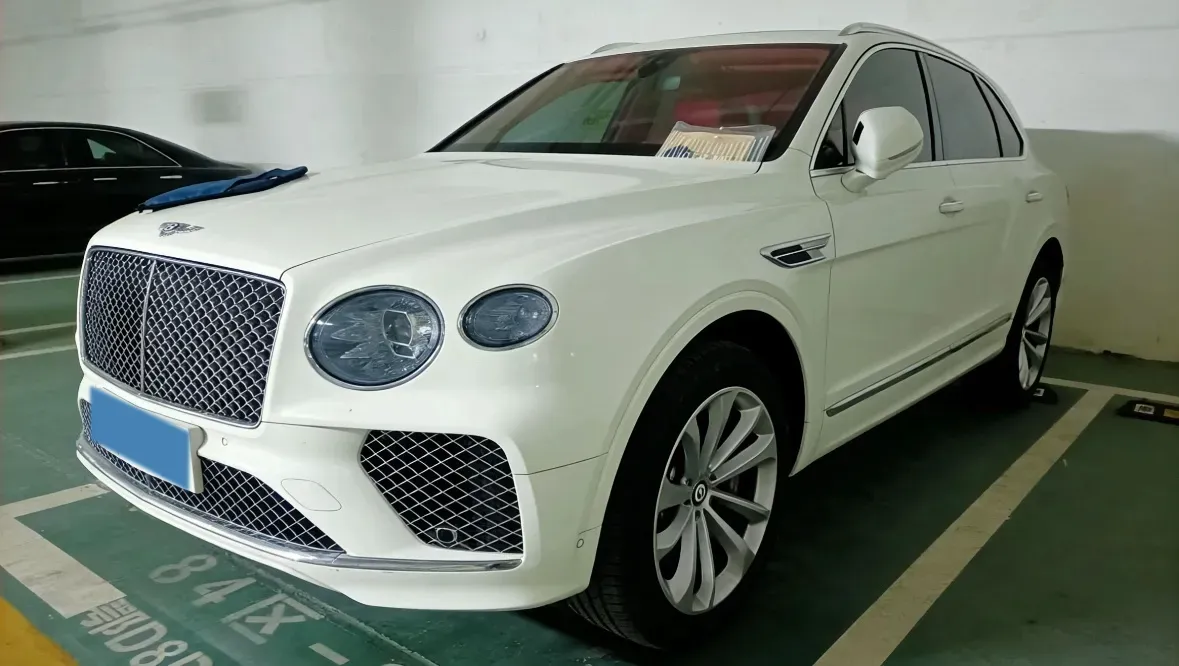 2022 Bentley Bentayga 4.0T 550HP V8 8AT,autocango,china used car exporter,china ev exporter,chinese used car exporter,chinese used ev exporter