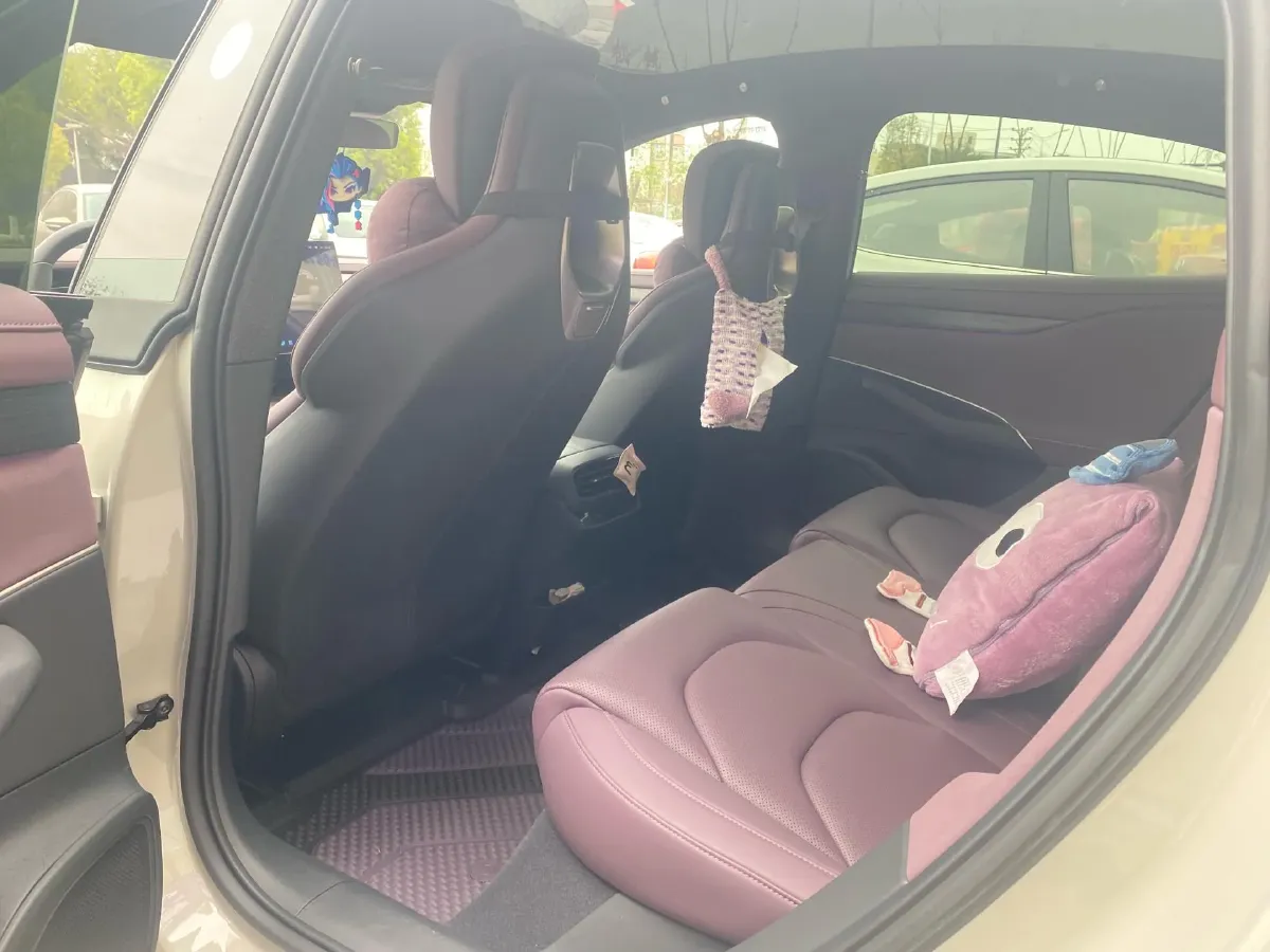 2024 MI SU7 BEV 73.6KWH,autocango,china used car exporter,china ev exporter,chinese used car exporter,chinese used ev exporter