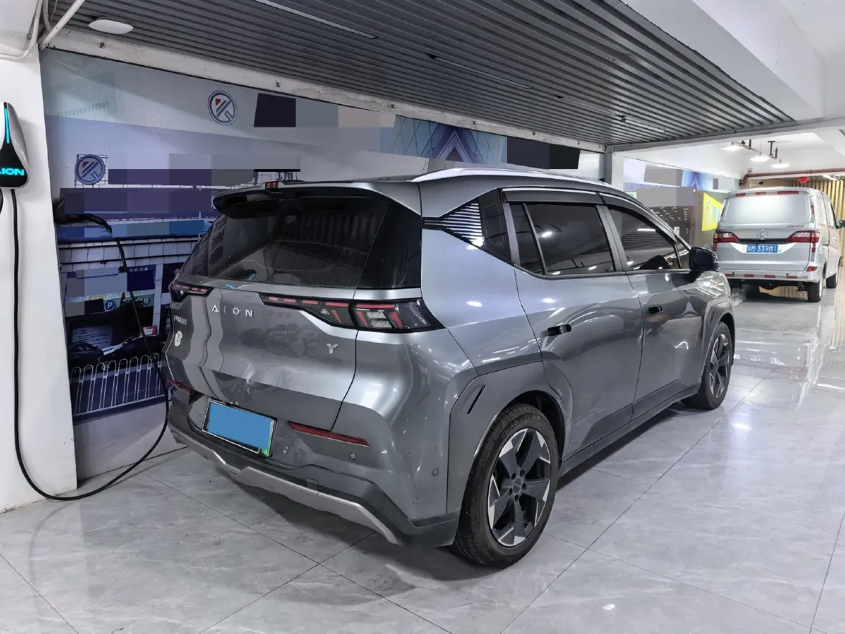 2022 Geely Okavango 1.8T 184HP L4 7DCT,autocango,china used car exporter,china ev exporter,chinese used car exporter,chinese used ev exporter