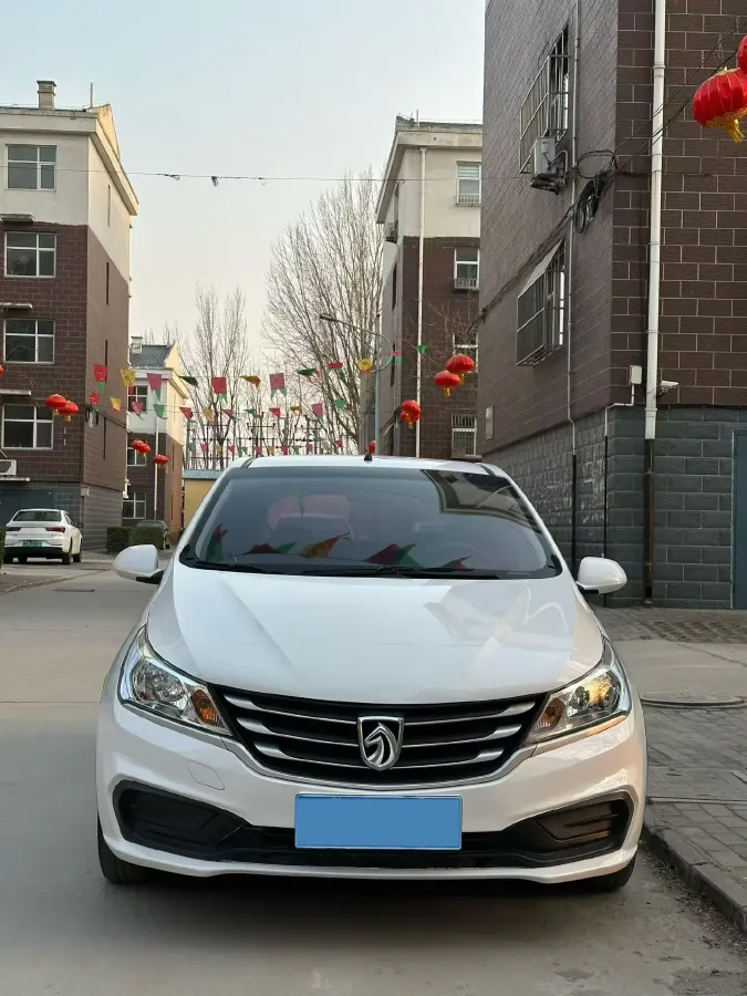 2020 BaoJun 310 1.2L 80HP L4 5MT,autocango,china used car exporter,china ev exporter,chinese used car exporter,chinese used ev exporter
