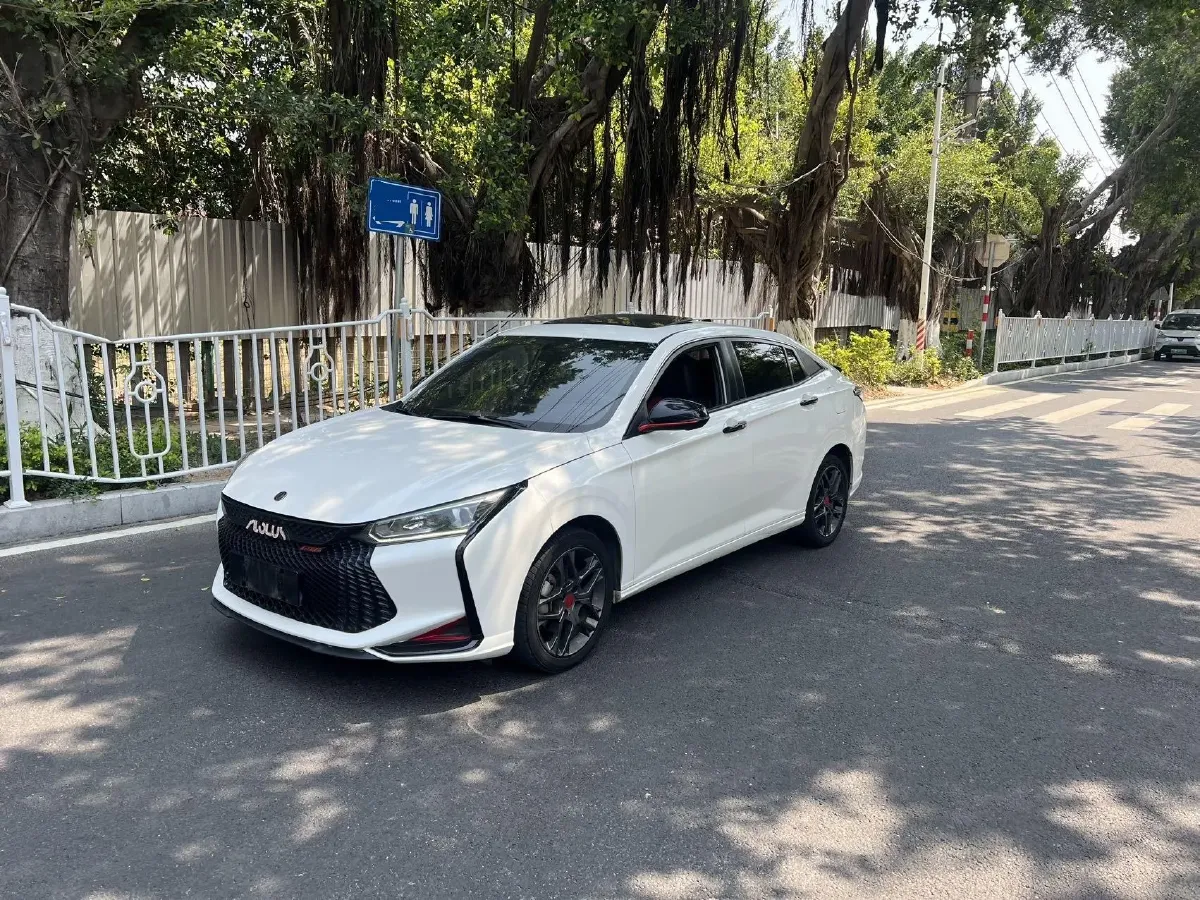 2021 DongFeng Aeolus YiXuan MAX 1.5T 190HP L4 7DCT,autocango,china used car exporter,china ev exporter,chinese used car exporter,chinese used ev exporter