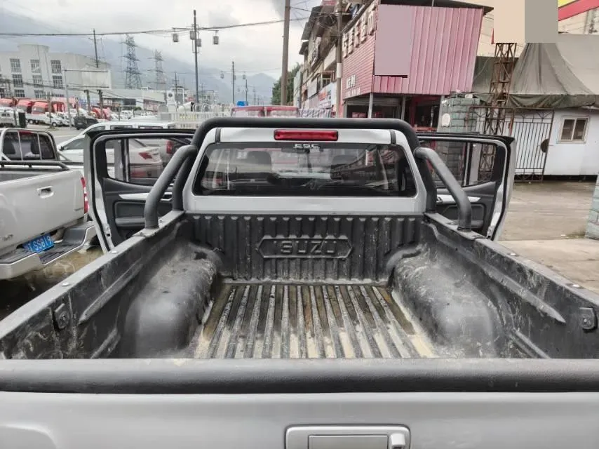 2023 Isuzu RE-MAX Jim 2.5T 143HP L4 6MT,autocango,china used car exporter,china ev exporter,chinese used car exporter,chinese used ev exporter