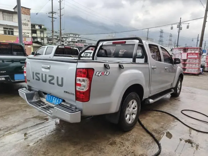 2023 Isuzu RE-MAX Jim 2.5T 143HP L4 6MT,autocango,china used car exporter,china ev exporter,chinese used car exporter,chinese used ev exporter