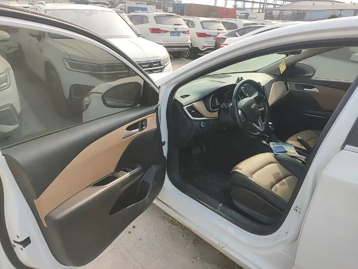 2022 Chevrolet Monza 1.5L 113HP L4 6AT,autocango,china used car exporter,china ev exporter,chinese used car exporter,chinese used ev exporter