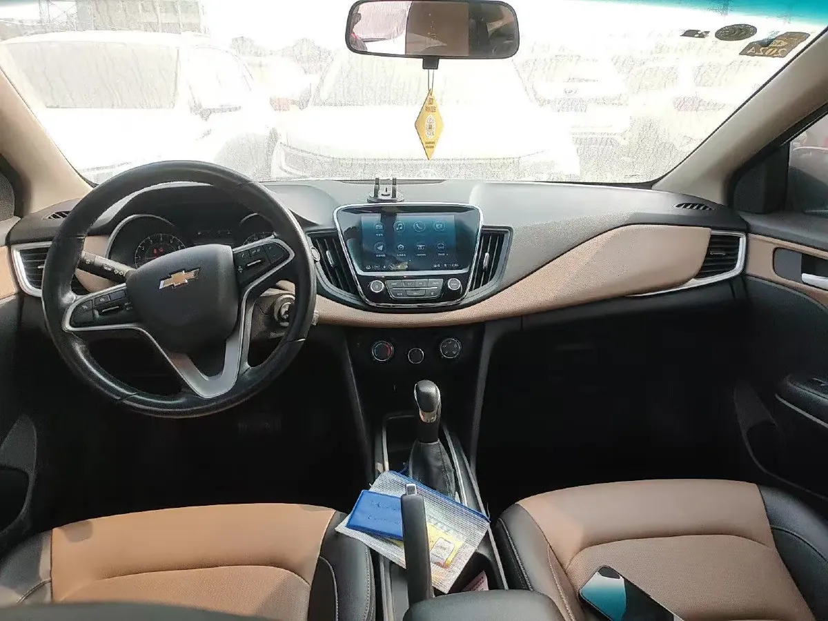 2022 Chevrolet Monza 1.5L 113HP L4 6AT,autocango,china used car exporter,china ev exporter,chinese used car exporter,chinese used ev exporter