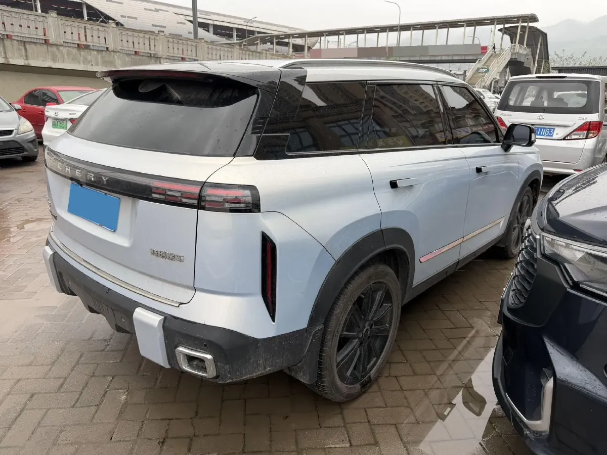 2023 Chery Exploration 06 1.6T 197HP L4 7DCT,autocango,china used car exporter,china ev exporter,chinese used car exporter,chinese used ev exporter