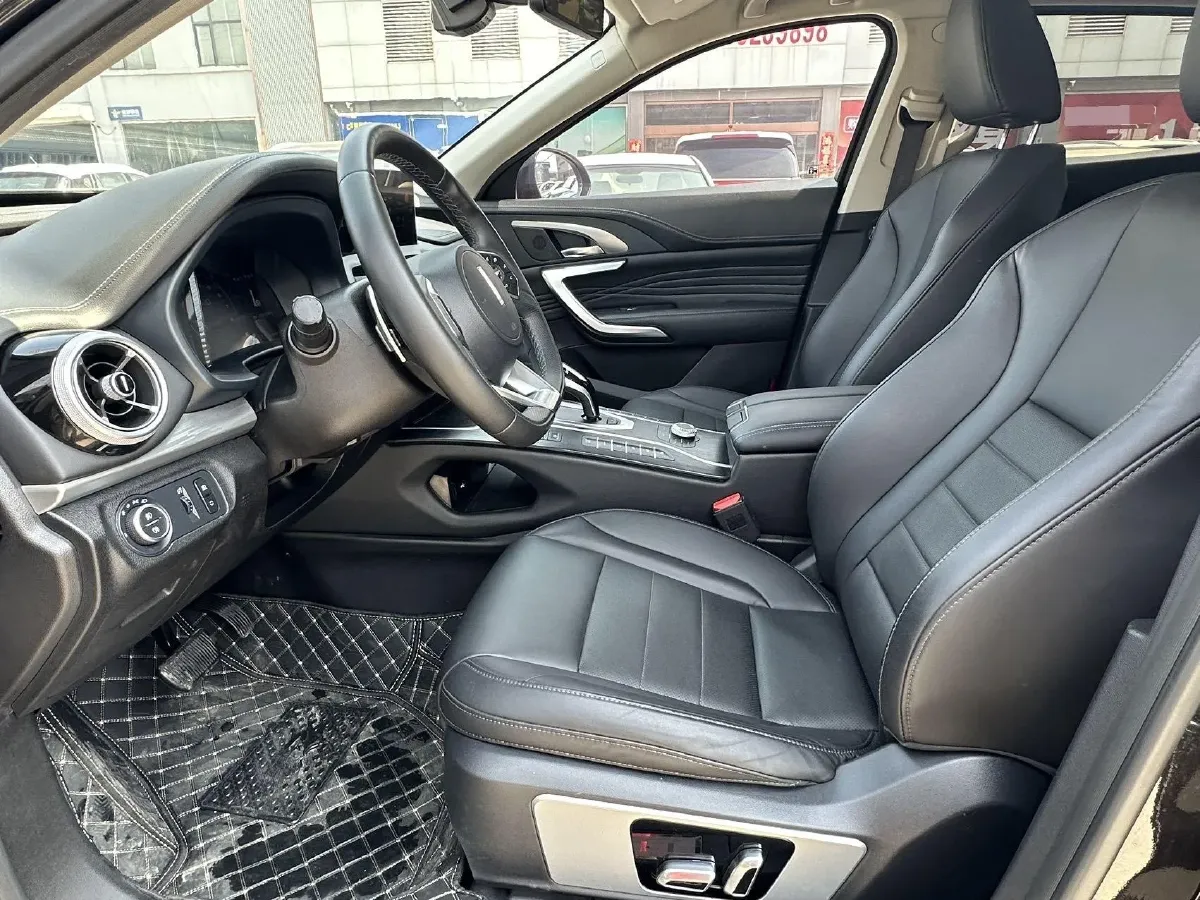 2020 WEY VV7 2.0T 227HP L4 7DCT,autocango,china used car exporter,china ev exporter,chinese used car exporter,chinese used ev exporter