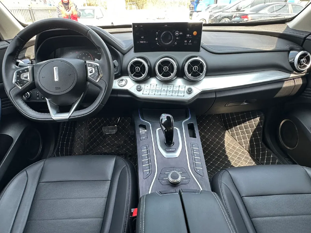 2020 WEY VV7 2.0T 227HP L4 7DCT,autocango,china used car exporter,china ev exporter,chinese used car exporter,chinese used ev exporter