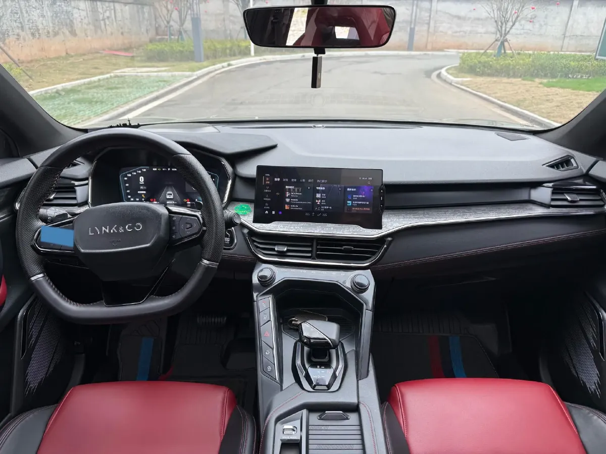 2020 LYNK&CO 06 1.5T 177HP L3 7DCT,autocango,china used car exporter,china ev exporter,chinese used car exporter,chinese used ev exporter