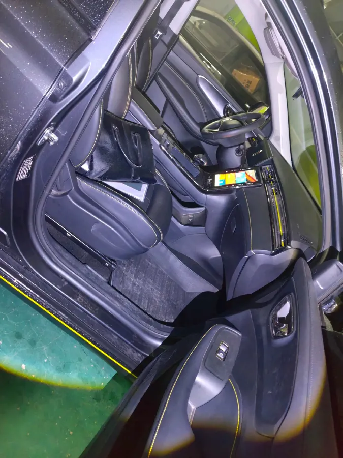 2021 Roewe RX5 1.5T 181HP L4 7DCT,autocango,china used car exporter,china ev exporter,chinese used car exporter,chinese used ev exporter