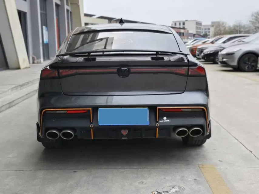 2022 ChangAn UNI-V 2.0T 233HP L4 8AT,autocango,china used car exporter,china ev exporter,chinese used car exporter,chinese used ev exporter