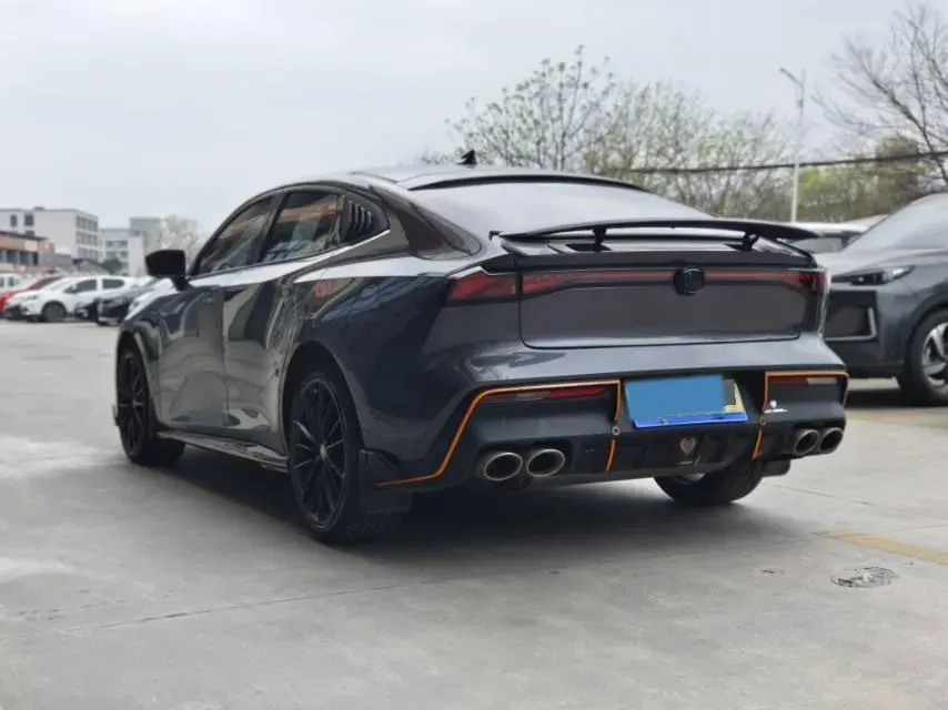 2022 ChangAn UNI-V 2.0T 233HP L4 8AT,autocango,china used car exporter,china ev exporter,chinese used car exporter,chinese used ev exporter