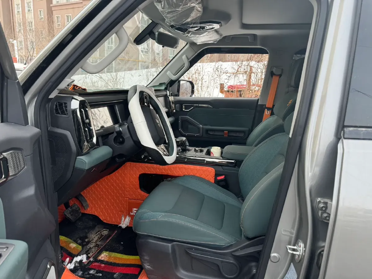 2023 Jetour Traveller 1.5T 184HP L4 7DCT,autocango,china used car exporter,china ev exporter,chinese used car exporter,chinese used ev exporter