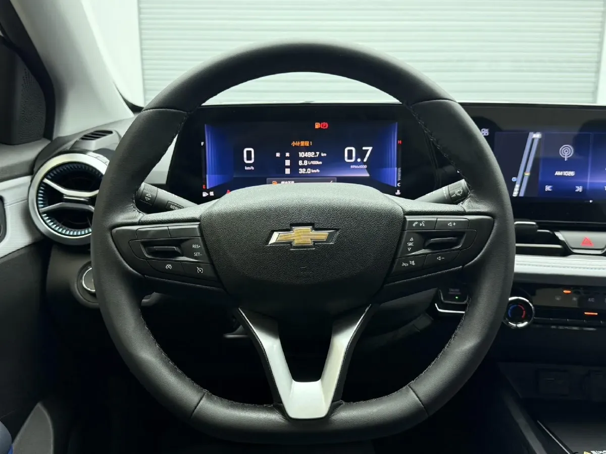 2024 Chevrolet Monza 1.5L 113HP L4 6DCT,autocango,china used car exporter,china ev exporter,chinese used car exporter,chinese used ev exporter