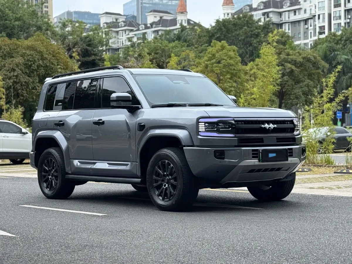 2025 FangChengBao Bao 5 1.5T 194HP L4 E-CVT PHEV 31.8KWH,autocango,china used car exporter,china ev exporter,chinese used car exporter,chinese used ev exporter