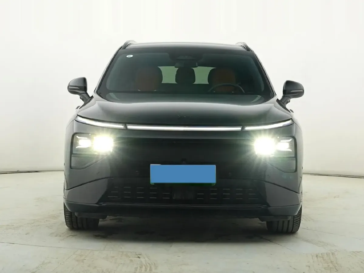 2025 Xpeng G9 BEV 79KWH,autocango,china used car exporter,china ev exporter,chinese used car exporter,chinese used ev exporter