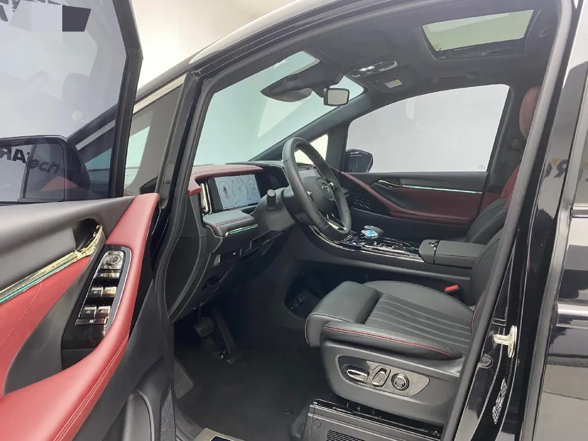 2023 GAC Trumpchi M8 2.0T 252HP L4 8AT,autocango,china used car exporter,china ev exporter,chinese used car exporter,chinese used ev exporter