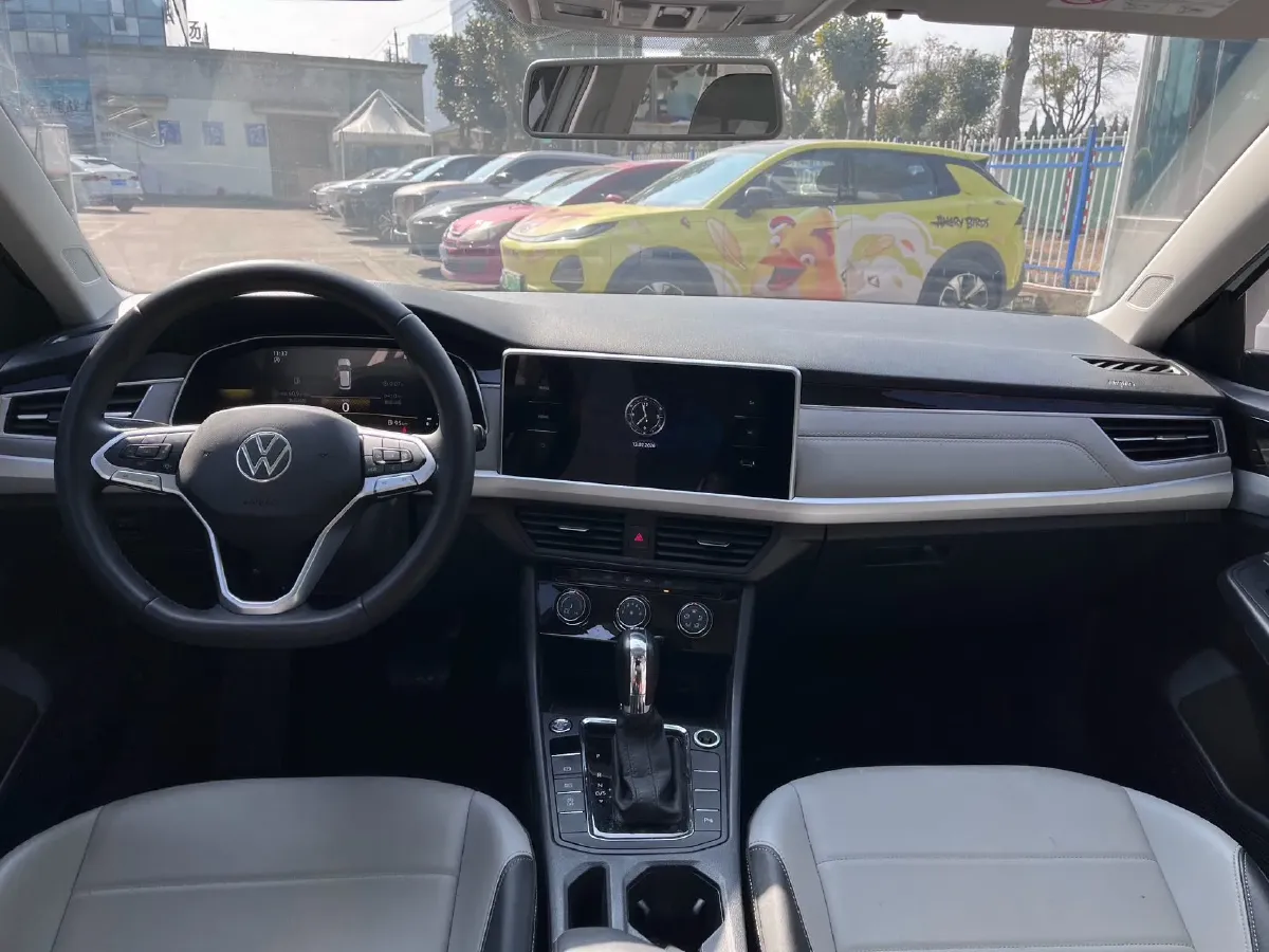 2023 Volkswagen Bora 1.2T 116HP L4 7DCT,autocango,china used car exporter,china ev exporter,chinese used car exporter,chinese used ev exporter