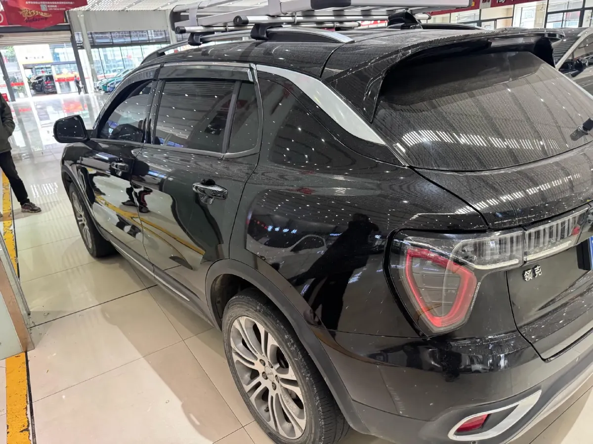 2019 Beijing BJ40 2.0T 218HP L4 6AT,autocango,china used car exporter,china ev exporter,chinese used car exporter,chinese used ev exporter
