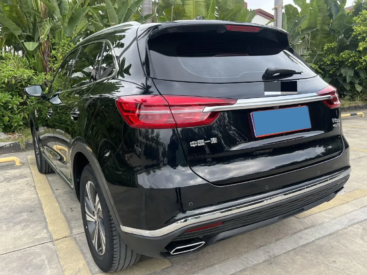 2022 HongQi HS5 2.0T 224HP L4 6AT,autocango,china used car exporter,china ev exporter,chinese used car exporter,chinese used ev exporter