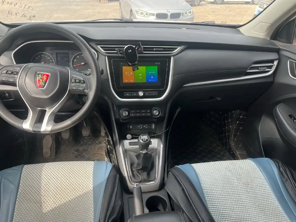 2020 Roewe RX3 1.6L 125HP L4 5MT,autocango,china used car exporter,china ev exporter,chinese used car exporter,chinese used ev exporter