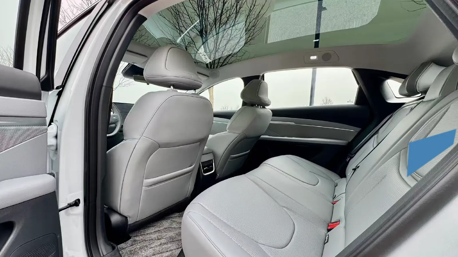 2025 Xpeng MONA M03 BEV,autocango,china used car exporter,china ev exporter,chinese used car exporter,chinese used ev exporter