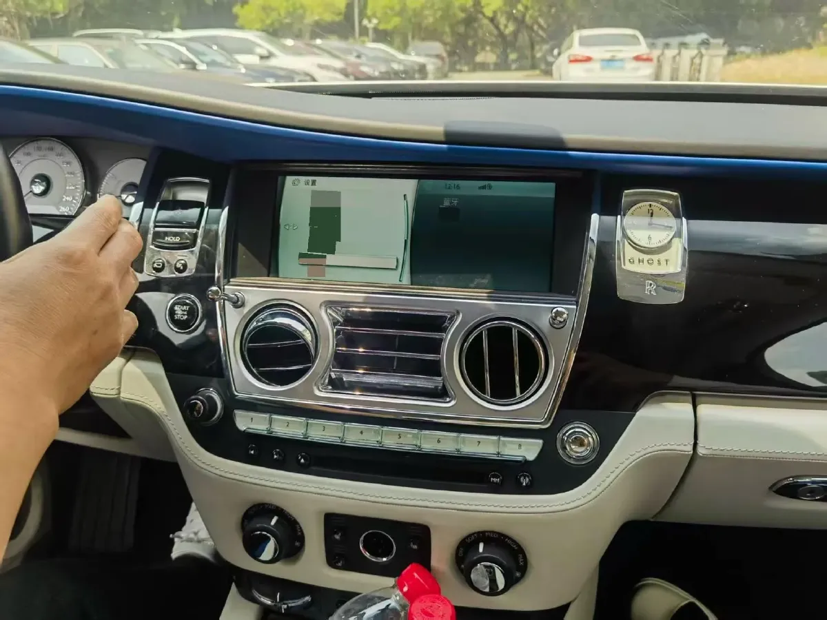 2015 Rolls-Royce Ghost 6.6T 571HP V12 8AT,autocango,china used car exporter,china ev exporter,chinese used car exporter,chinese used ev exporter