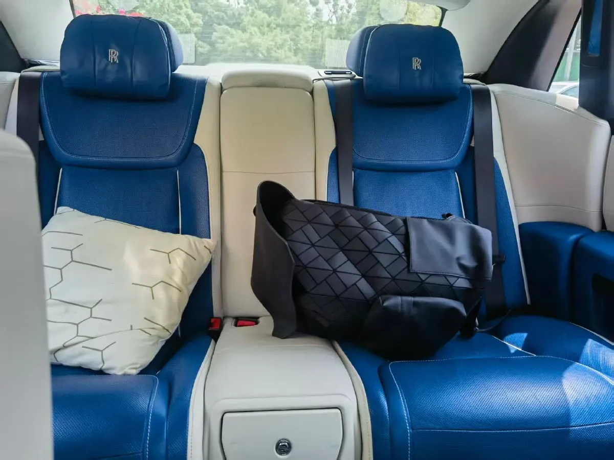 2015 Rolls-Royce Ghost 6.6T 571HP V12 8AT,autocango,china used car exporter,china ev exporter,chinese used car exporter,chinese used ev exporter