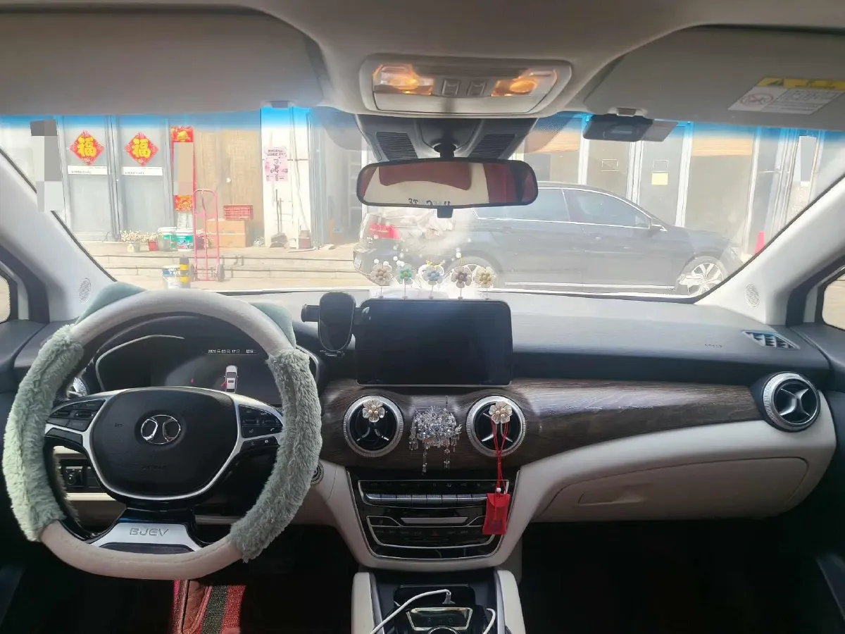 2018 BeiJing Auto EU5 BEV 53.66KWH,autocango,china used car exporter,china ev exporter,chinese used car exporter,chinese used ev exporter