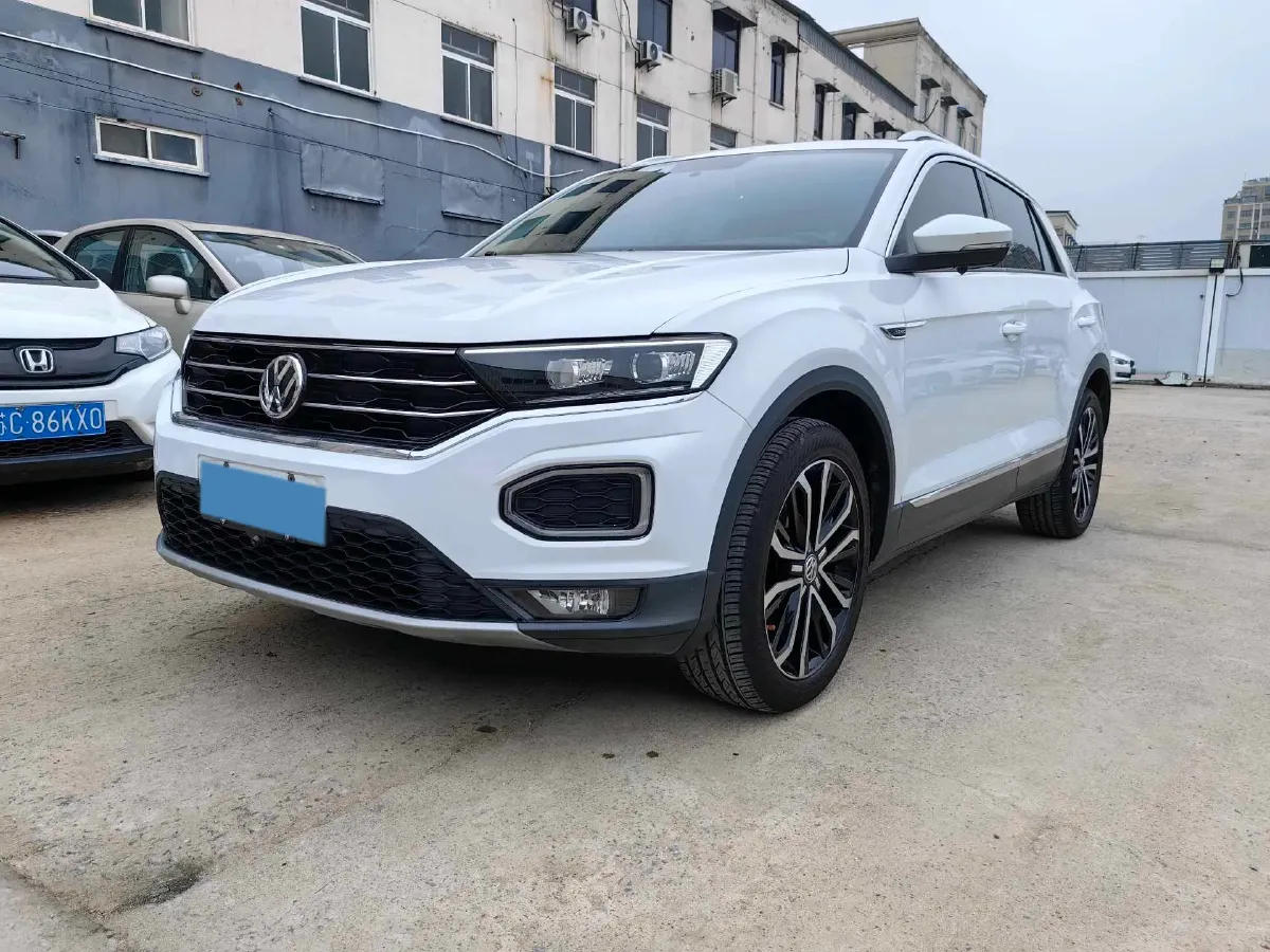 2019 Volkswagen T-Roc 1.4T 150HP L4 7DCT,autocango,china used car exporter,china ev exporter,chinese used car exporter,chinese used ev exporter