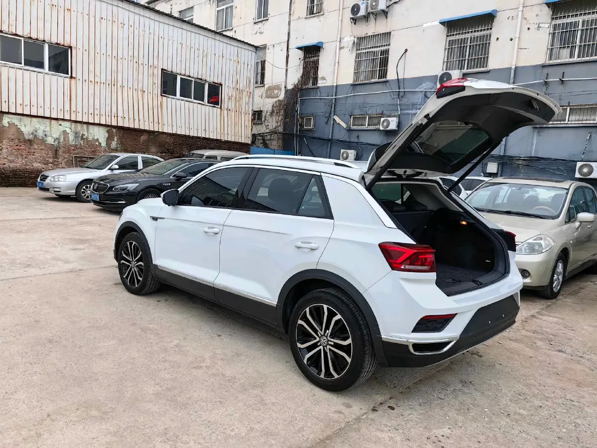 2019 Volkswagen T-Roc 1.4T 150HP L4 7DCT,autocango,china used car exporter,china ev exporter,chinese used car exporter,chinese used ev exporter
