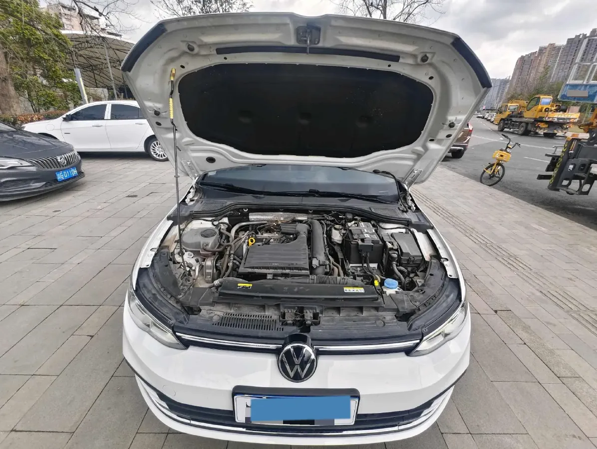 2023 Volkswagen Golf 1.4T 150HP L4 7DCT,autocango,china used car exporter,china ev exporter,chinese used car exporter,chinese used ev exporter