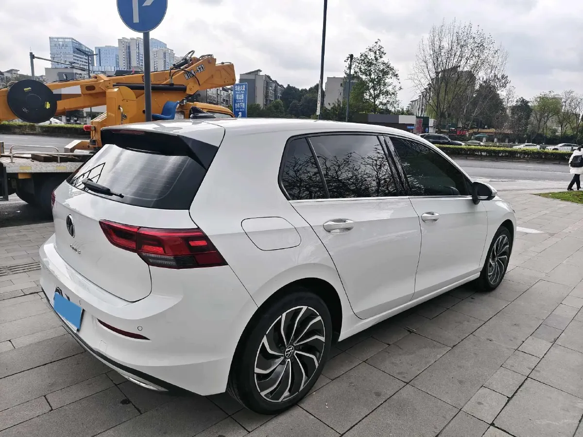 2023 Volkswagen Golf 1.4T 150HP L4 7DCT,autocango,china used car exporter,china ev exporter,chinese used car exporter,chinese used ev exporter