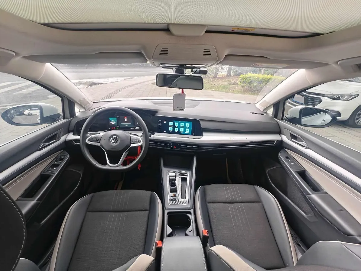 2023 Volkswagen Golf 1.4T 150HP L4 7DCT,autocango,china used car exporter,china ev exporter,chinese used car exporter,chinese used ev exporter