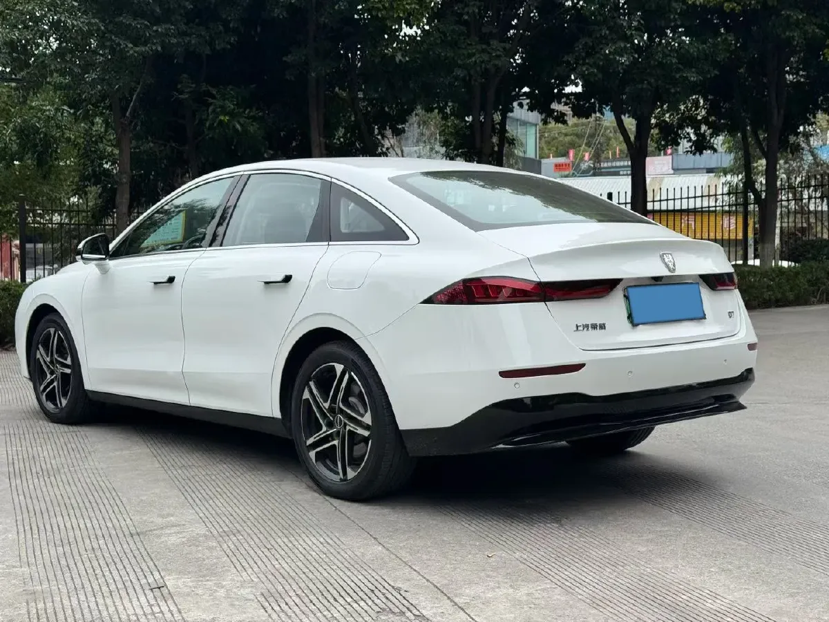 2023 Roewe D7 BEV 59.2KWH,autocango,china used car exporter,china ev exporter,chinese used car exporter,chinese used ev exporter